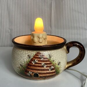 Vintage Honey Bee Hive Teacup Lamp